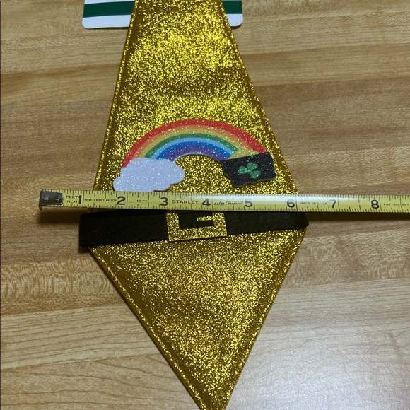 #1349**Gold Glitter Tie and Shamrock Socks Set - Picture 4 of 4